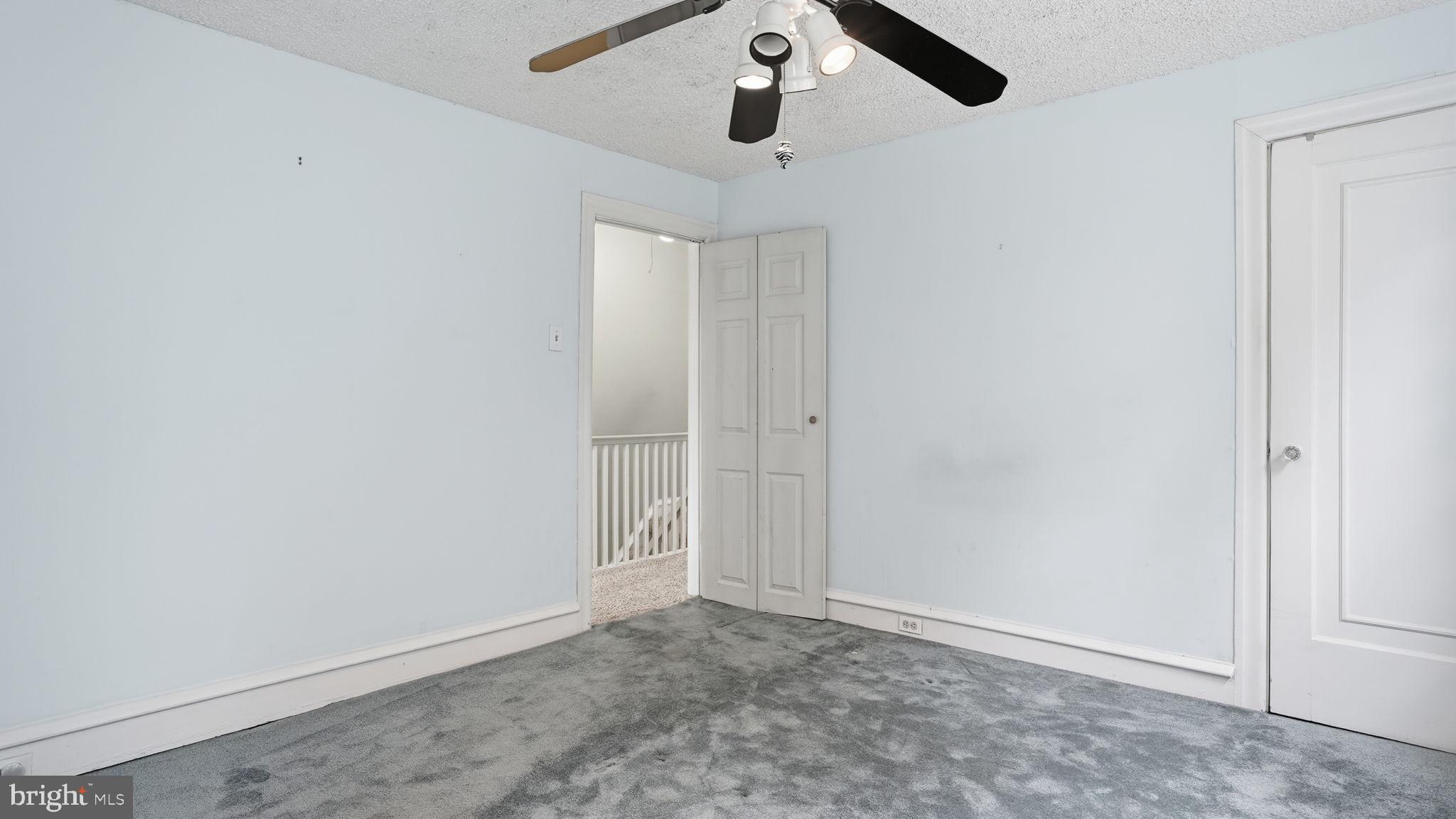 442 Wellesley Road Philadelphia, PA 19119 - Photo 24 of 36 an empty room with fan
