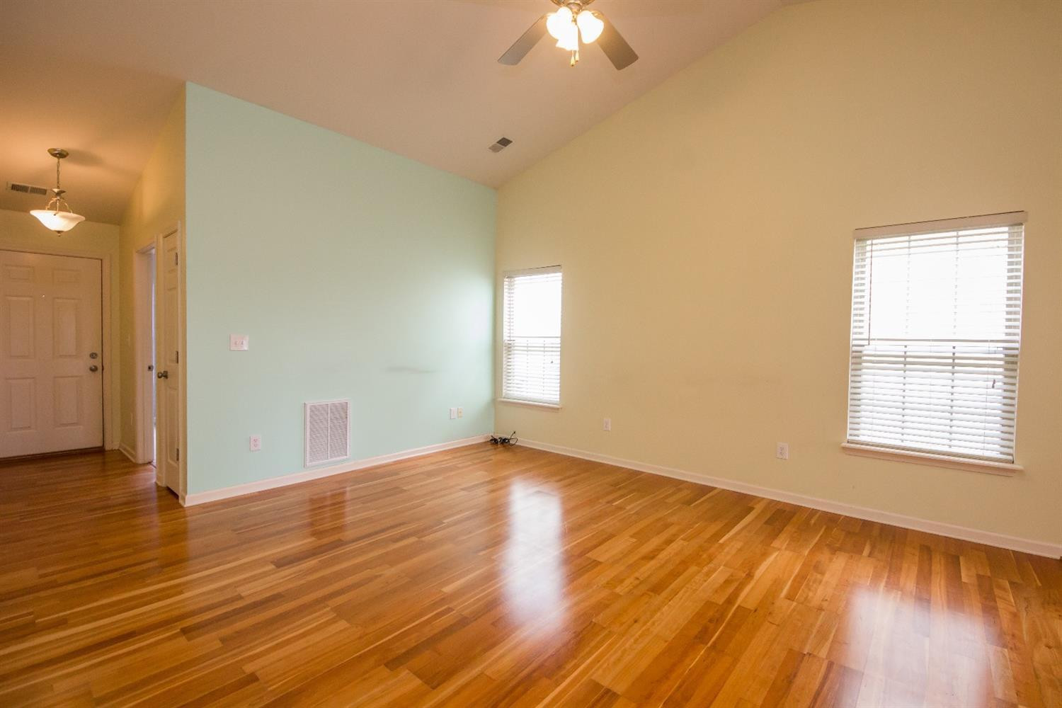 2280 Spurr Road Lexington, KY 40511 - Photo 2 of 23 Great Room