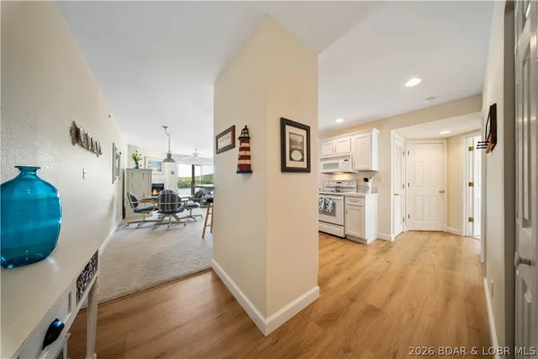 $320,000 | 222 Park Pl Lane, Unit 3D, Kaiser, MO 65047
