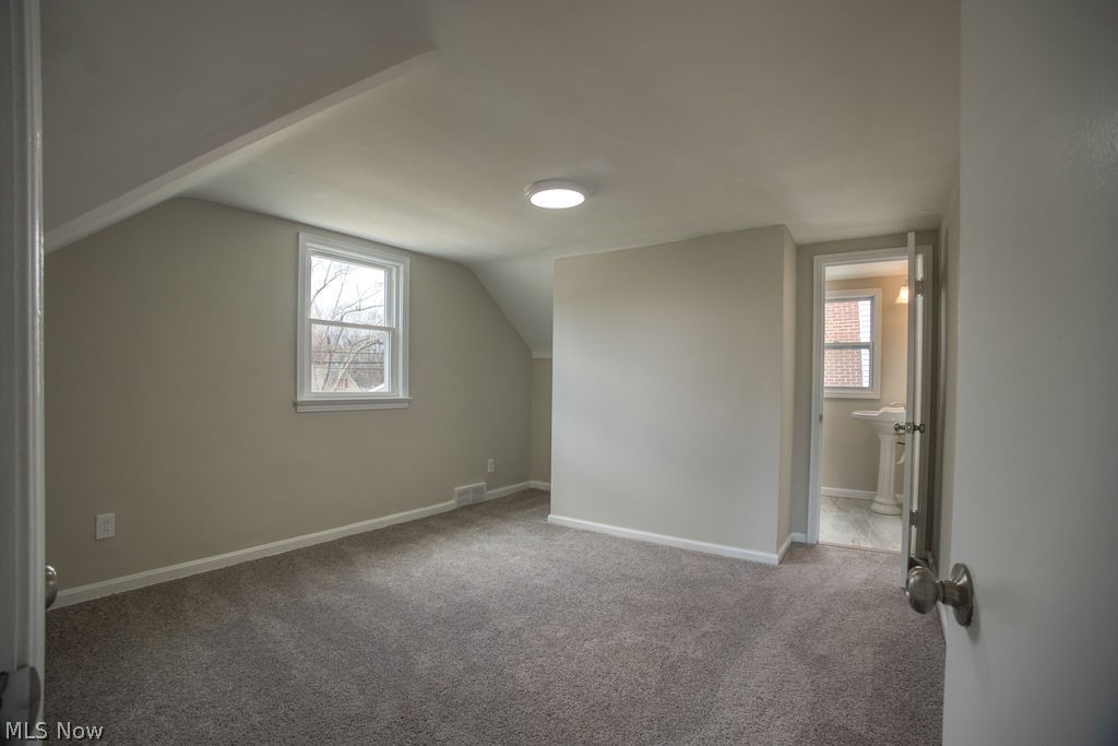 1639 Edgefield Road Lyndhurst, OH 44124 - Photo 26 of 49 Gallery Image 26
