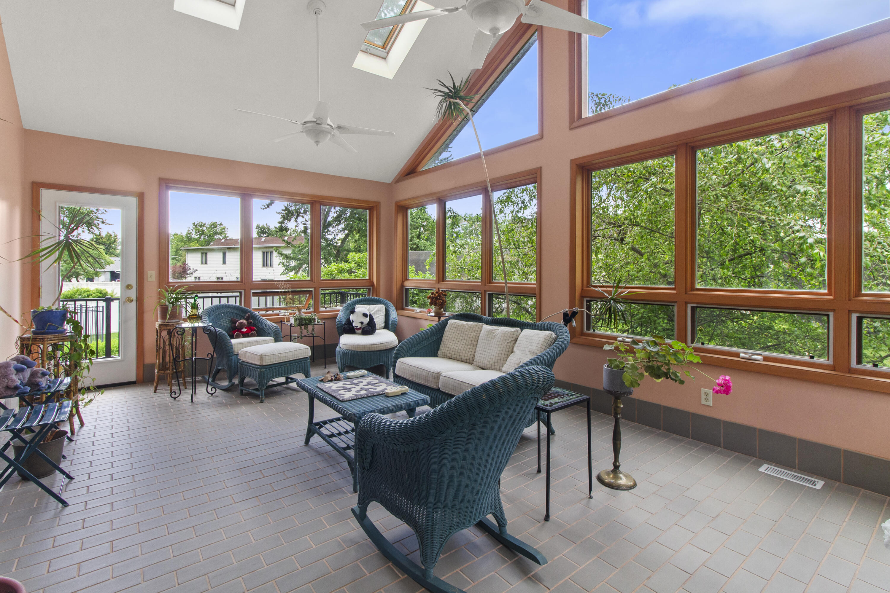 8486 Porter Place Crown Point, IN 46307 - Photo 5 of 40 3000x2000