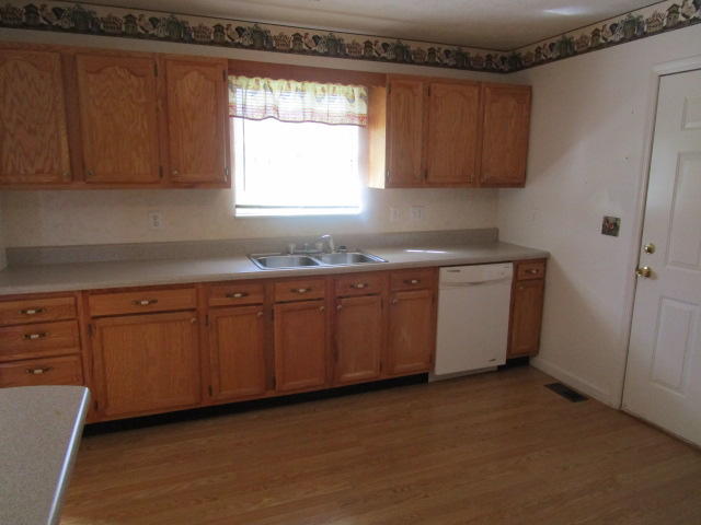 111 Foster Road Blaine, TN 37709 - Photo 4 of 20 IMG_2297