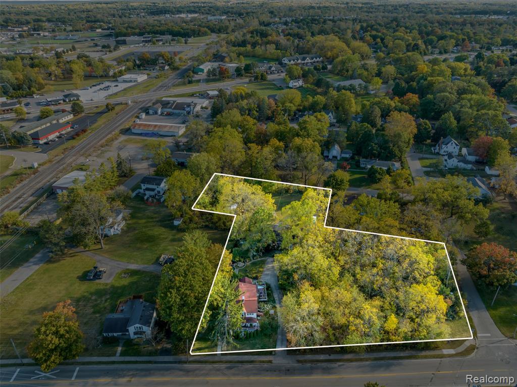 327 Reid Road Grand Blanc, MI 48439 - Photo 12 of 88