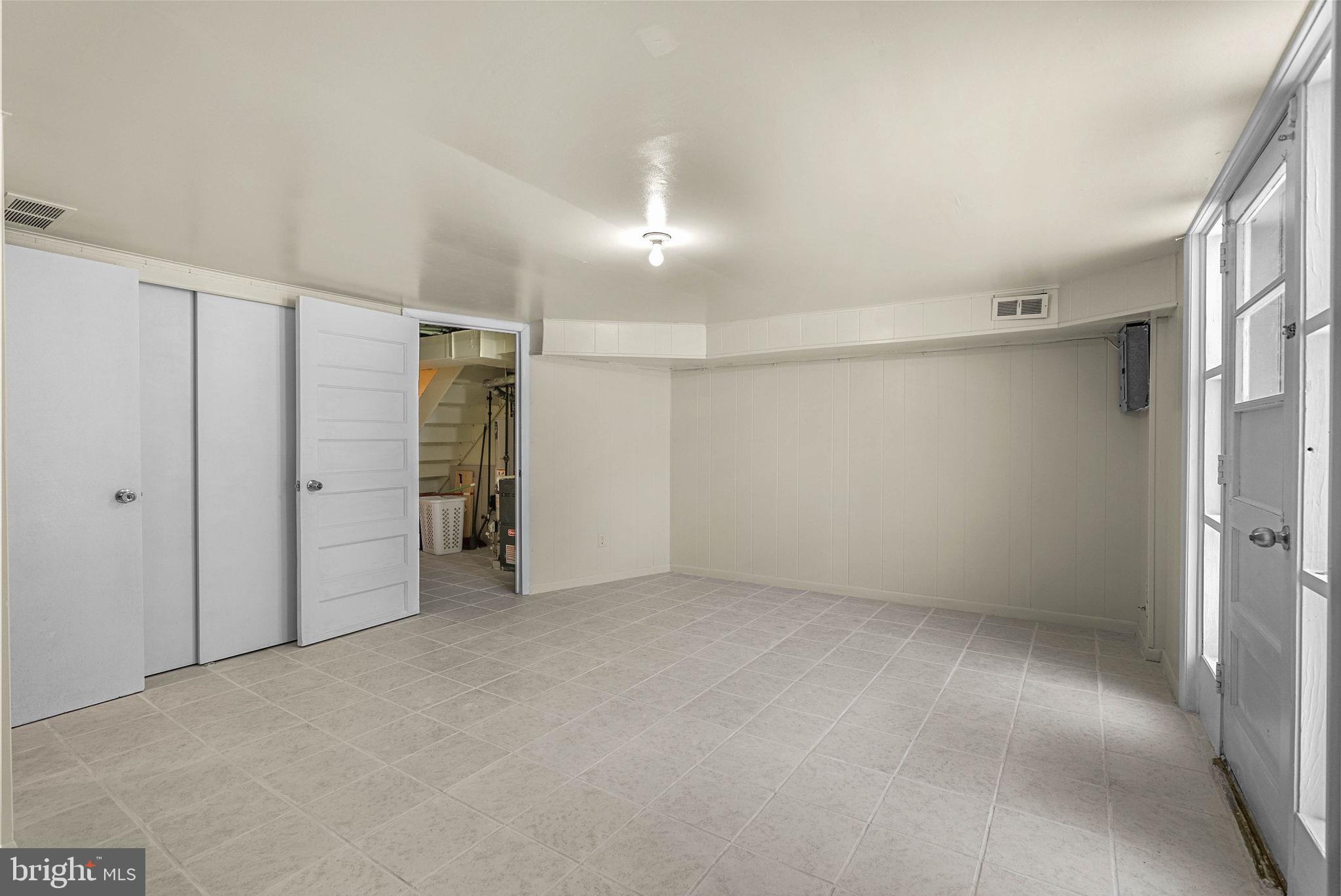 9107 Ryerson Road Philadelphia, PA 19114 - Photo 15 of 30