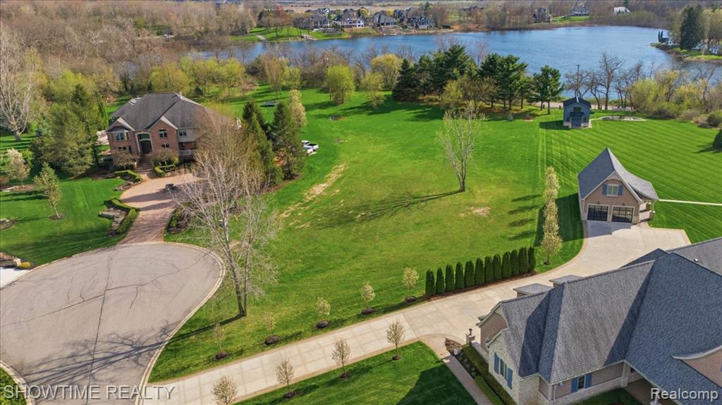 69225 Lake Point Court Romeo, MI 48065 - Photo 5 of 25