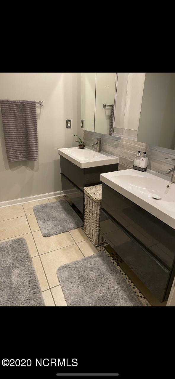 1215 Welborn Road Wilmington, NC 28409 - Photo 24 of 40 1215 owners pics 15
