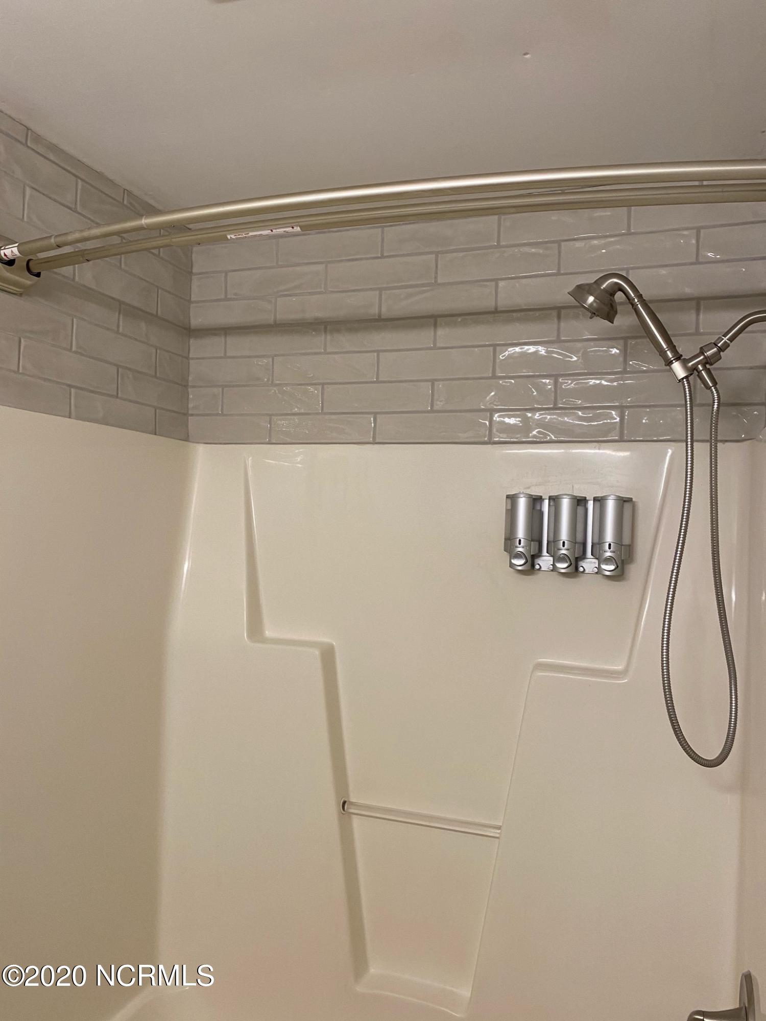 1215 Welborn Road Wilmington, NC 28409 - Photo 39 of 40 1215 Welborn Rd bath2