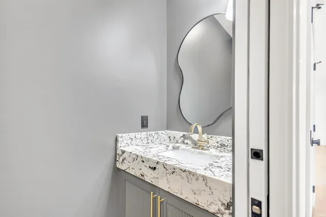 $649,900 | 4420 North Preakness Lane, Bloomington, IN 47404