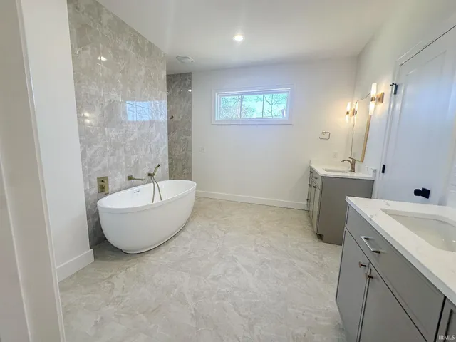 $649,900 | 4420 North Preakness Lane, Bloomington, IN 47404