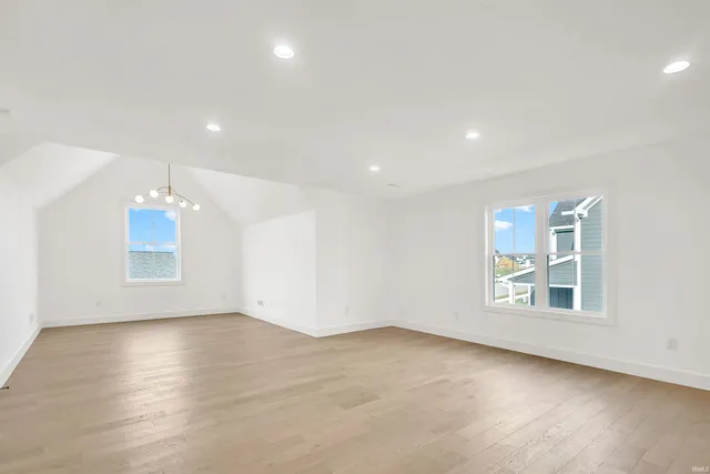 $649,900 | 4420 North Preakness Lane, Bloomington, IN 47404