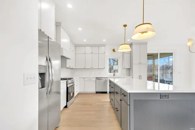 $649,900 | 4420 North Preakness Lane, Bloomington, IN 47404