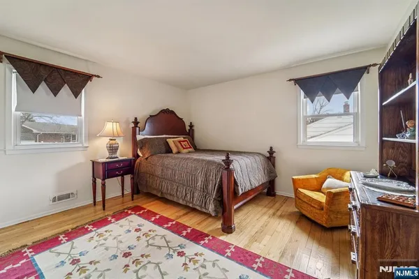 $879,900 | 14 Eton Place, Springfield, NJ 07081