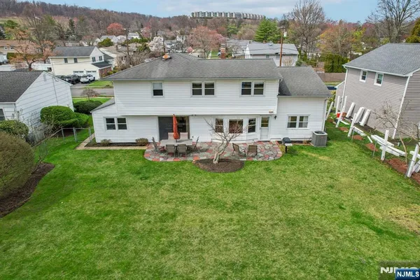 $879,900 | 14 Eton Place, Springfield, NJ 07081