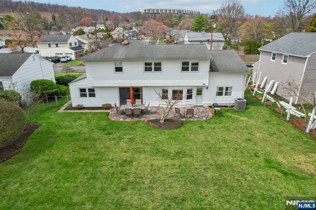 14 Eton Place Springfield, NJ 07081 - Photo 33 of 50