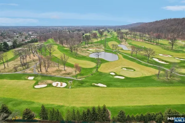 $879,900 | 14 Eton Place, Springfield, NJ 07081