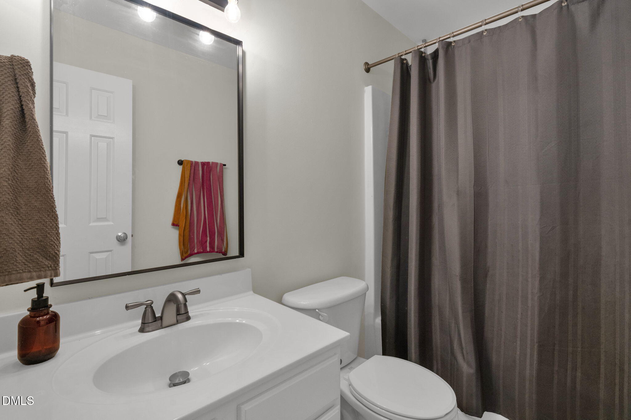 3229 Forest Mill Circle Raleigh, NC 27616 - Photo 21 of 52 Hall Bath Second floor