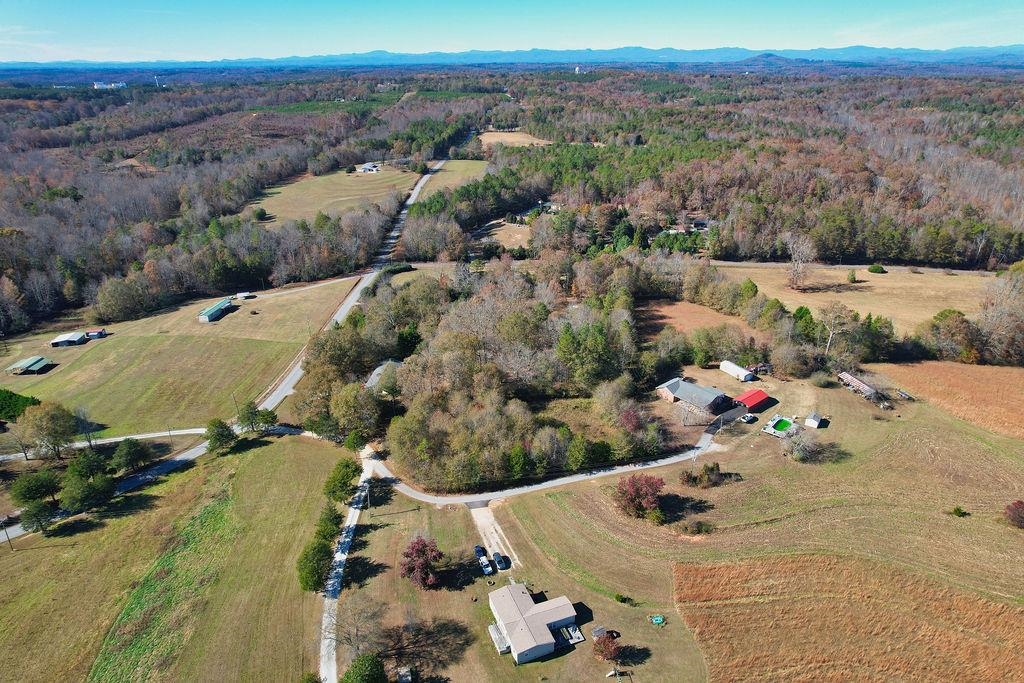 519 Garvin Road Liberty, SC 29657 - Photo 3 of 15