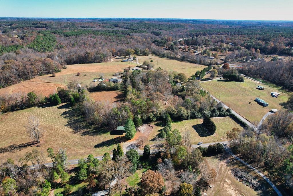 519 Garvin Road Liberty, SC 29657 - Photo 4 of 15