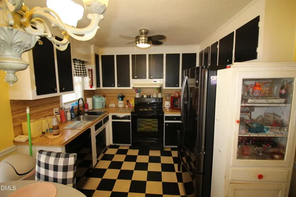 $184,900 | 56 Ash Street, Coats, NC 27521