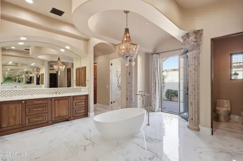 $7,500,000 | 4838 East Palomino Road, Phoenix, AZ 85018