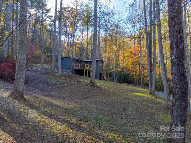 $425,000 | 74 Panther Rdg Drive, Sylva, NC 28779