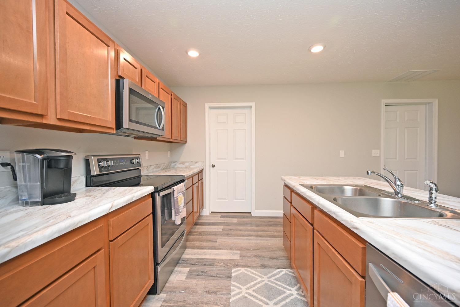 7145 Thompson Road Goshen, OH 45122 - Photo 18 of 49 Gallery Image 18