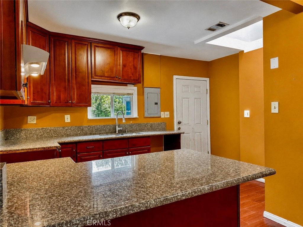 1920 West Spring Street Long Beach, CA 90810 - Photo 15 of 31