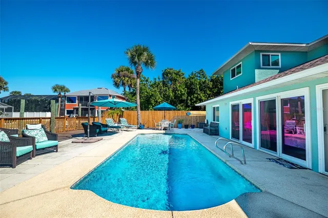 $739,000 | 323 North 10th Street, Flagler Beach, FL 32136