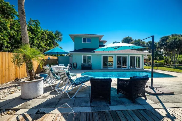 $739,000 | 323 North 10th Street, Flagler Beach, FL 32136