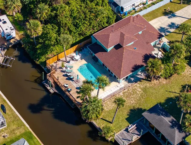 $739,000 | 323 North 10th Street, Flagler Beach, FL 32136