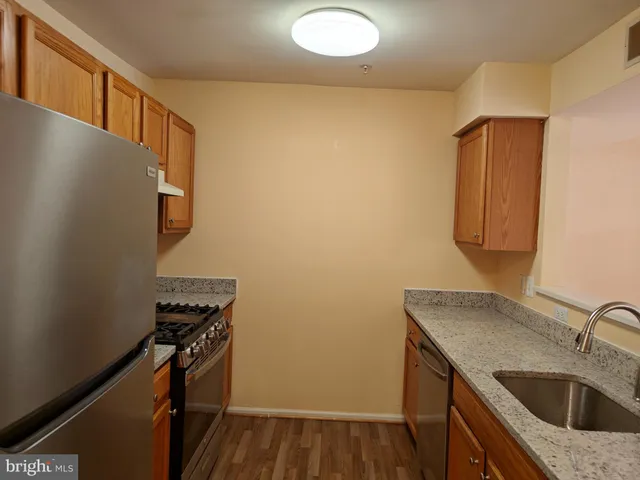 $2,000 | 13800 Farnsworth Lane, Unit 5404, Upper Marlboro, MD 20772