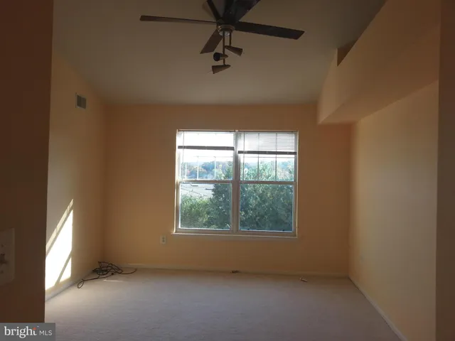 $2,000 | 13800 Farnsworth Lane, Unit 5404, Upper Marlboro, MD 20772