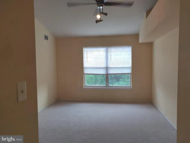 $2,000 | 13800 Farnsworth Lane, Unit 5404, Upper Marlboro, MD 20772