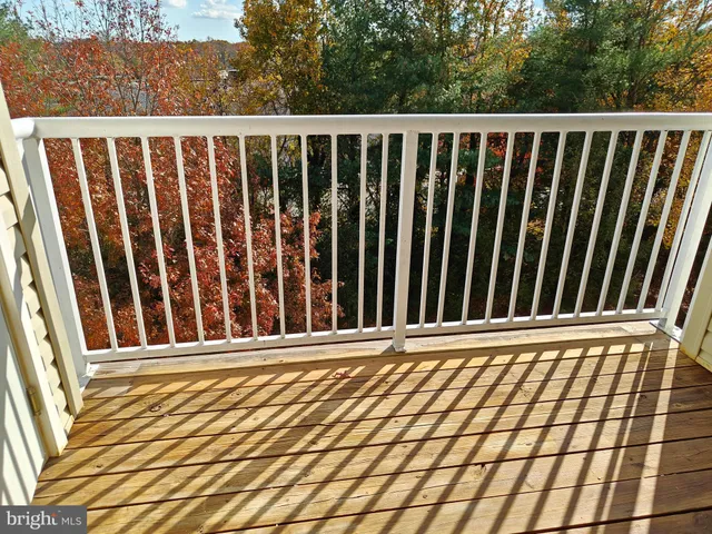 $2,000 | 13800 Farnsworth Lane, Unit 5404, Upper Marlboro, MD 20772