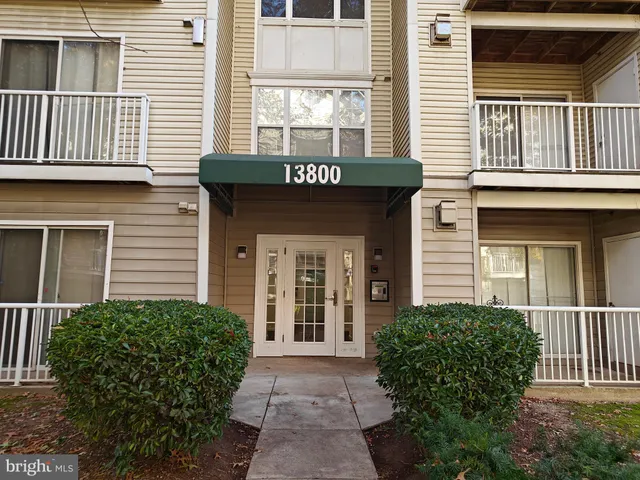 $2,000 | 13800 Farnsworth Lane, Unit 5404, Upper Marlboro, MD 20772