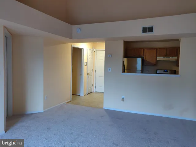 $2,000 | 13800 Farnsworth Lane, Unit 5404, Upper Marlboro, MD 20772