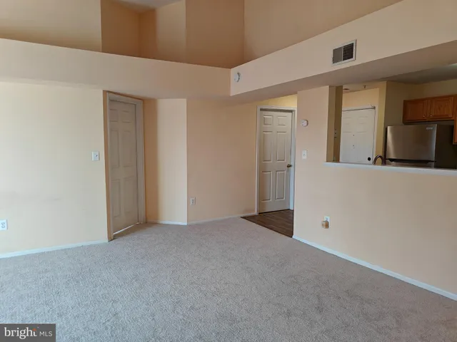 $2,000 | 13800 Farnsworth Lane, Unit 5404, Upper Marlboro, MD 20772