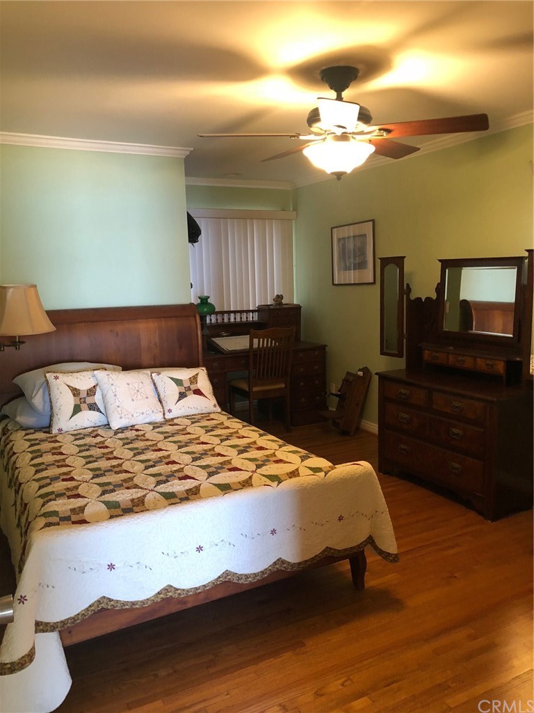 1312 The Strand Manhattan Beach, CA 90266 - Photo 8 of 16