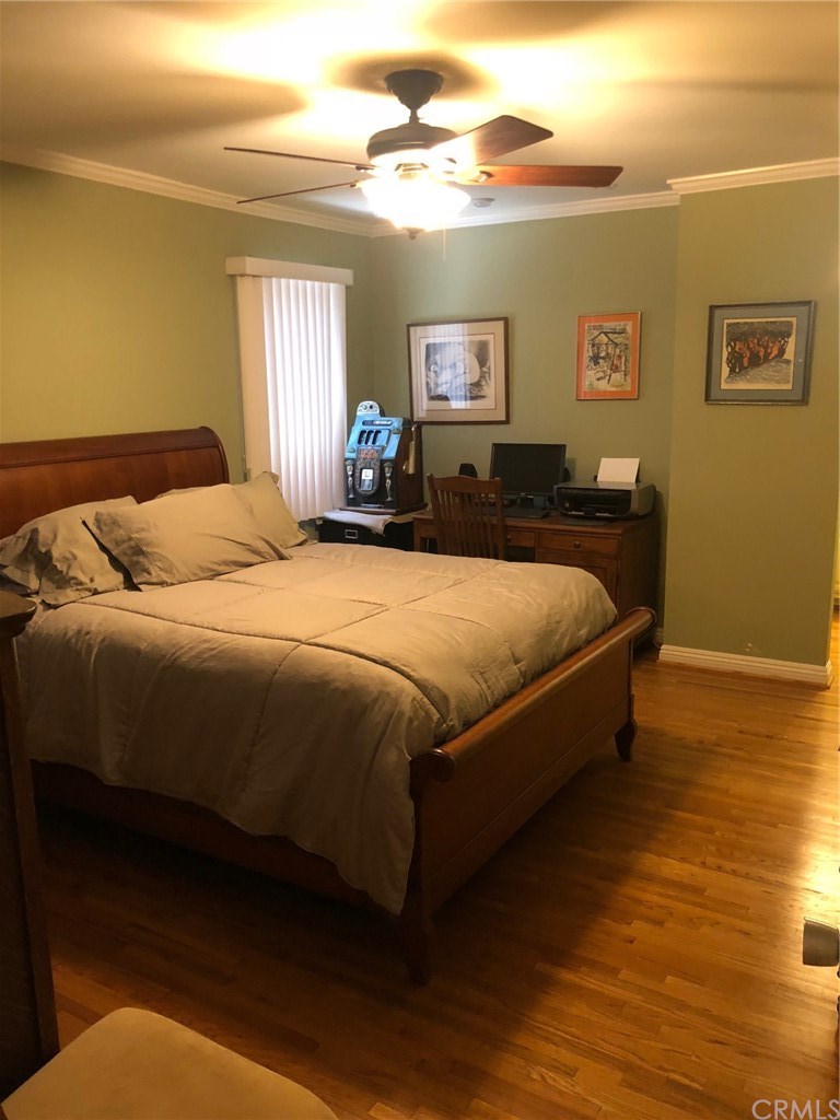 1312 The Strand Manhattan Beach, CA 90266 - Photo 9 of 16