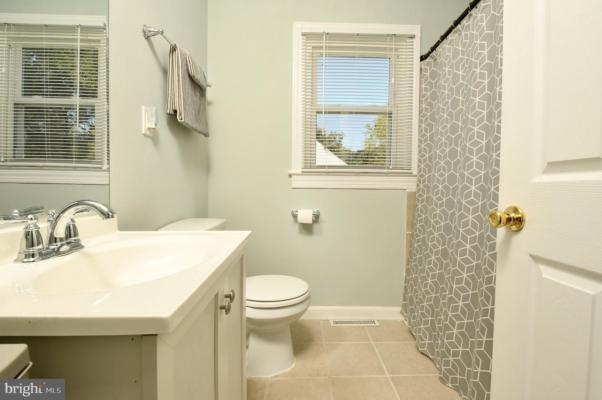 20 Randolph Road Fredericksburg, VA 22405 - Photo 22 of 36 Ceramic tile floor and new faucet