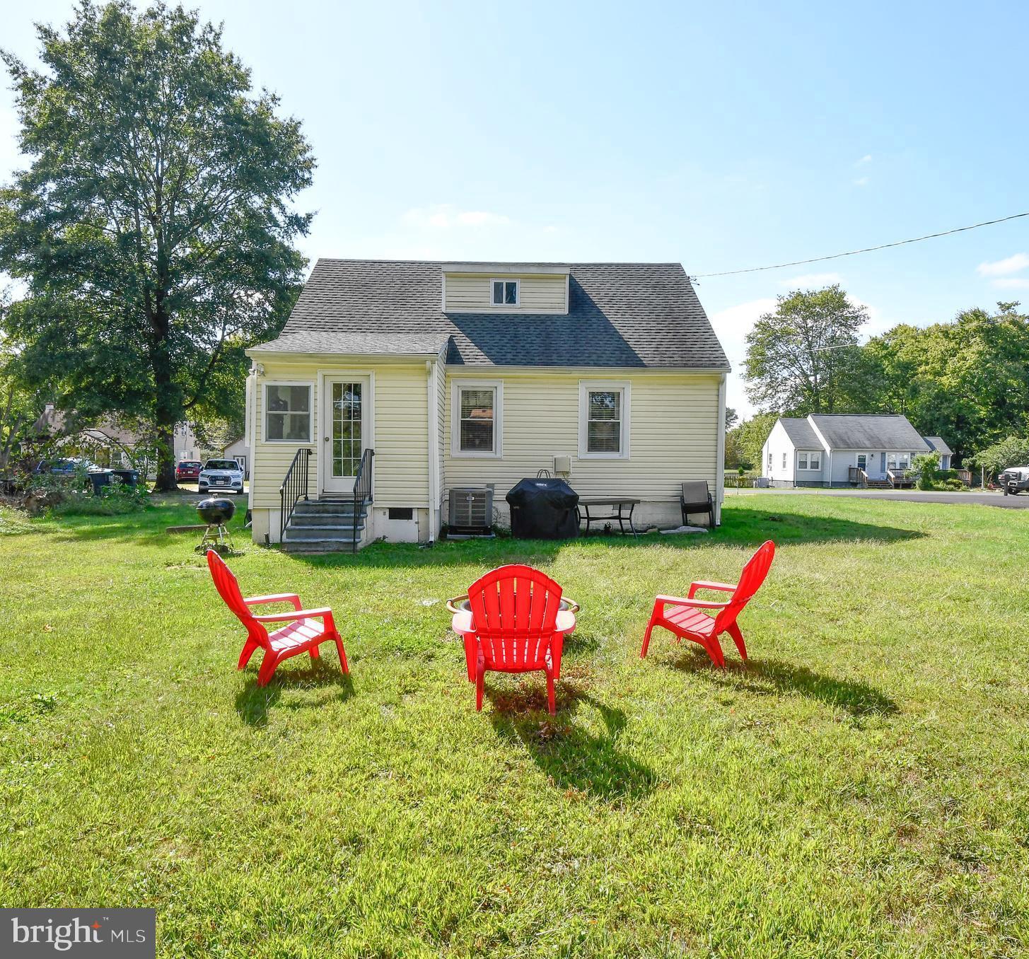 20 Randolph Road Fredericksburg, VA 22405 - Photo 35 of 36 Enjoy the backyard firepit