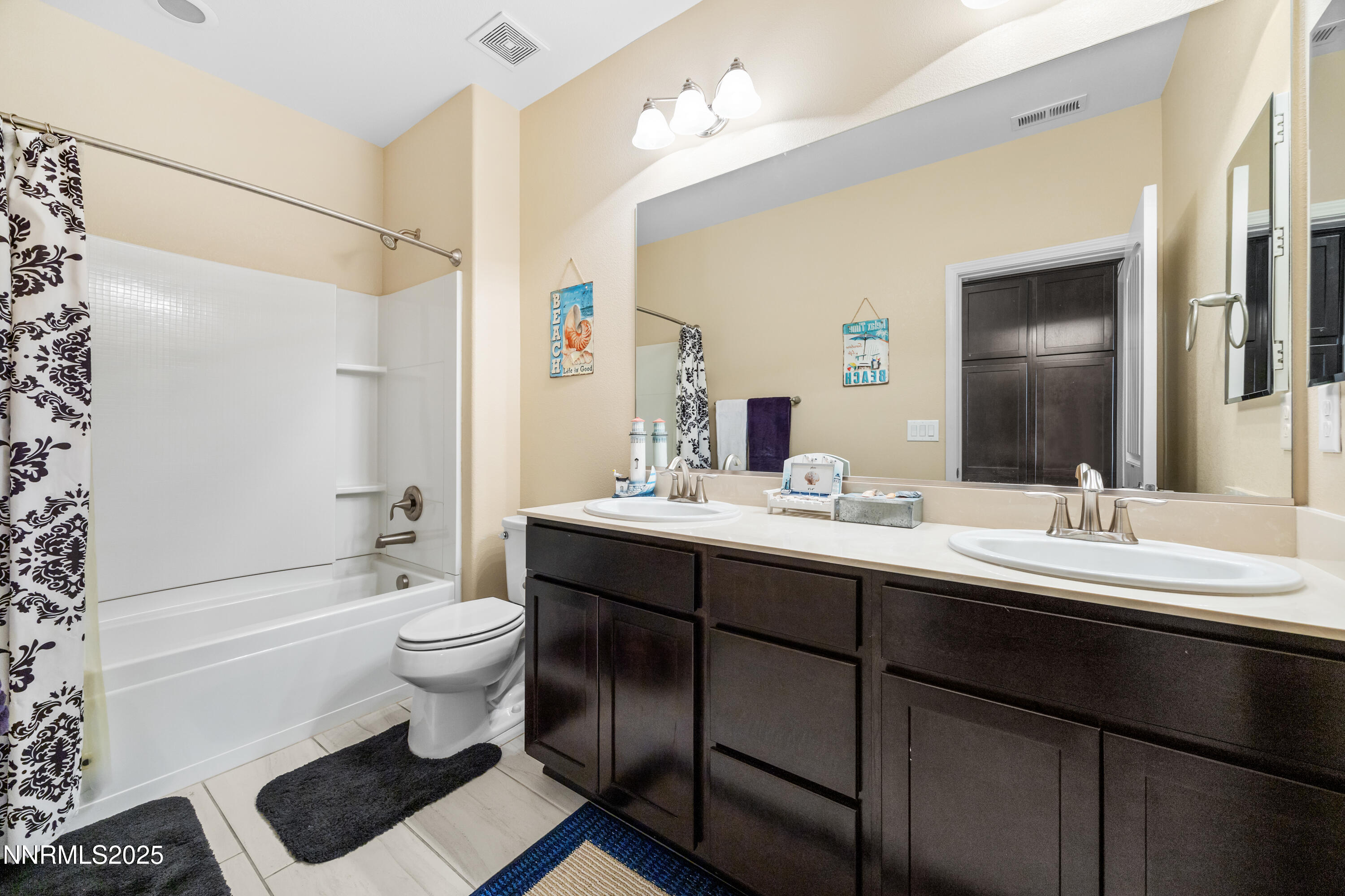 2091 South Virginia Street Reno, NV 89502 - Photo 22 of 26 23_img_0178