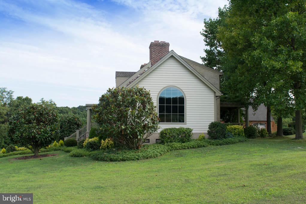 150 Honeysuckle Road Nottingham, PA 19362 - Photo 4 of 47