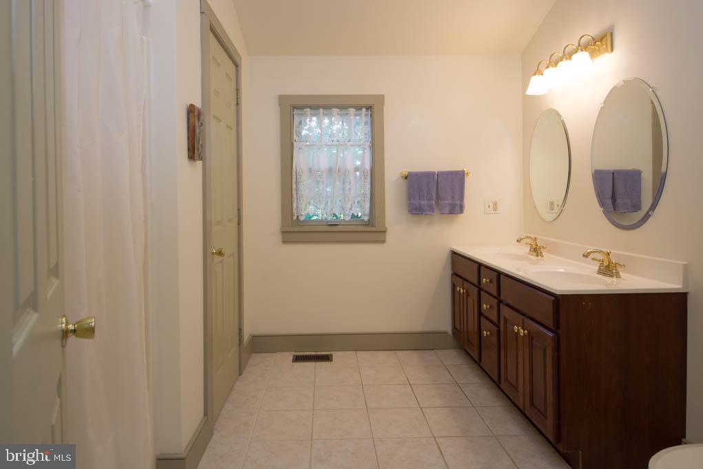 150 Honeysuckle Road Nottingham, PA 19362 - Photo 33 of 47