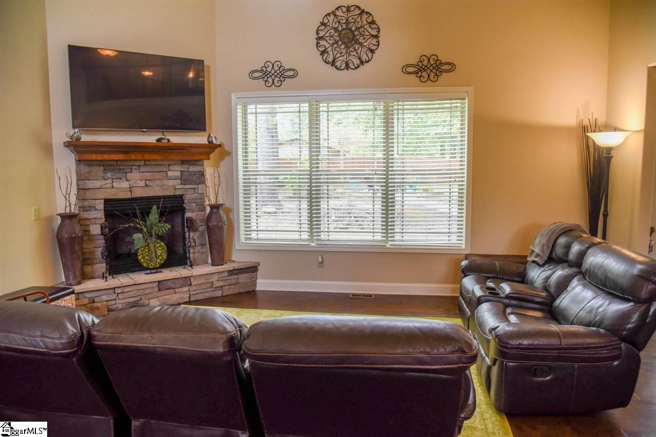 113 Brierfield Way Fountain Inn, SC 29644 - Photo 9 of 24 Gallery Image 9