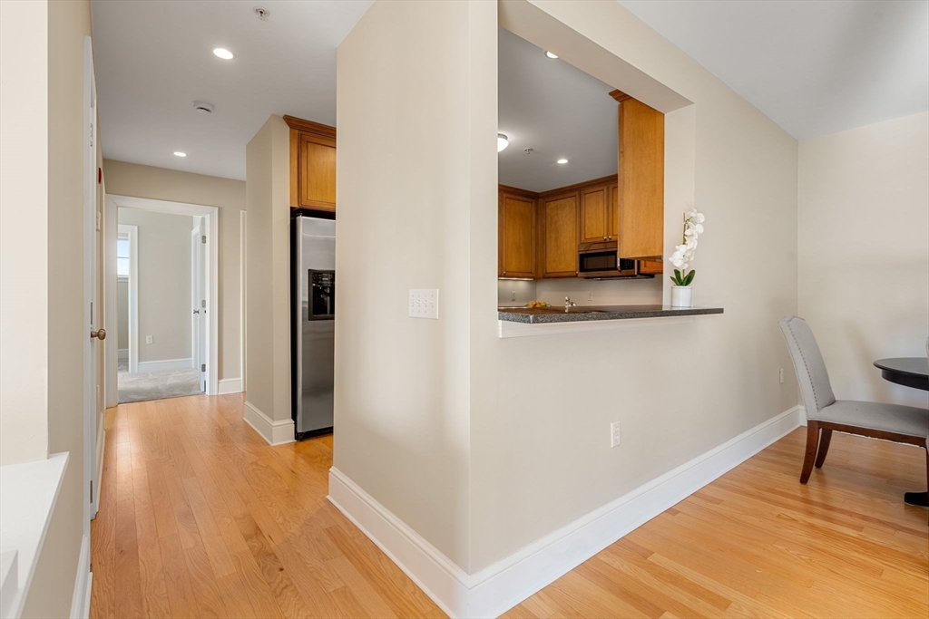 39 Intrepid Circle, Unit 203 Marblehead, MA 01945 - Photo 13 of 32