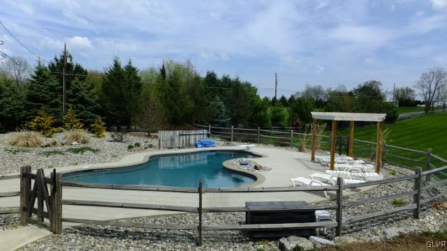 4945 Fairview Road Coplay, PA 18037 - Photo 38 of 39 Gallery Image 38