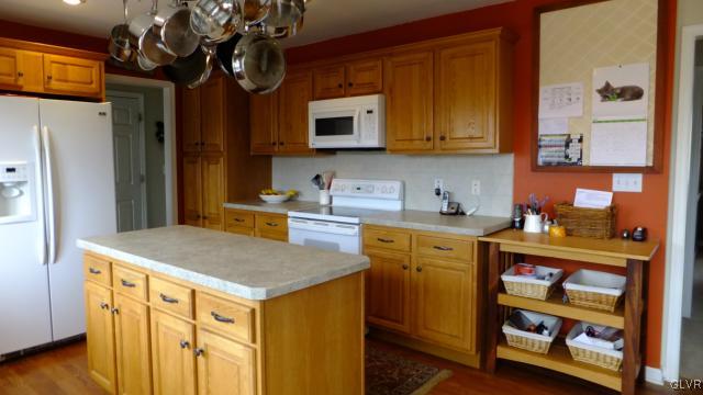 4945 Fairview Road Coplay, PA 18037 - Photo 10 of 39 Gallery Image 10