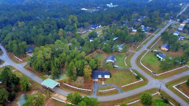 a view of a swimming pool