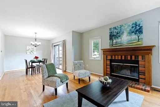 $2,595 | 8 Foxtail Court, Newark, DE 19711